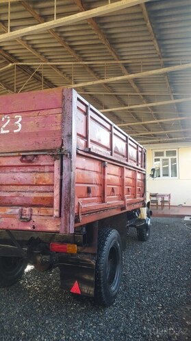 GAZ 53-3