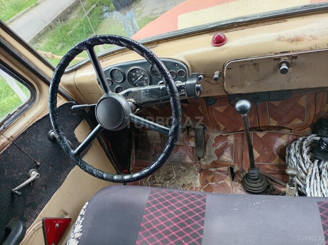 GAZ 53-6