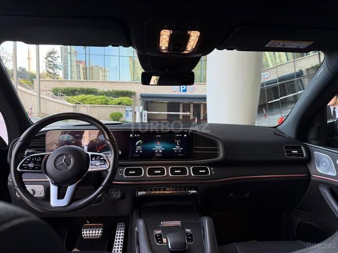 Mercedes GLS 450 4MATIC-16