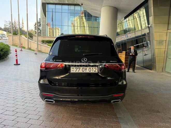 Mercedes GLS 450 4MATIC-4