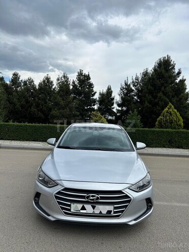 Hyundai Avante-2