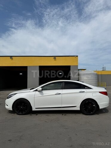 Hyundai Sonata-3