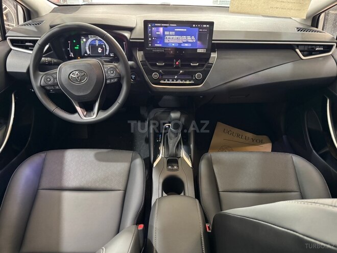 Toyota Corolla-11