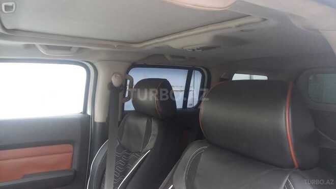 Hummer H3-5