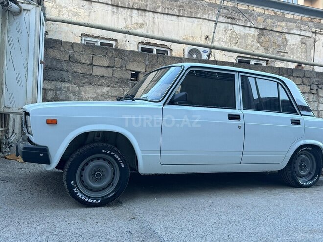 LADA (VAZ) 2107-8