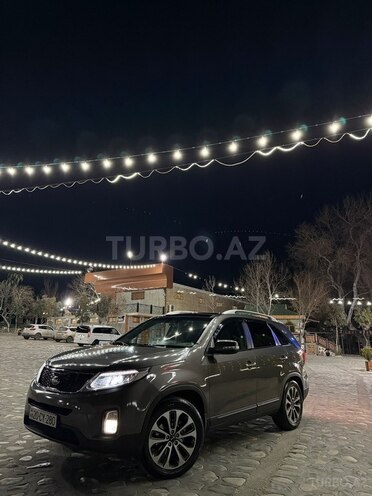 Kia Sorento-4