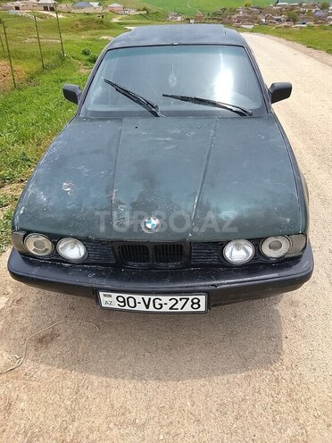 BMW 520-1