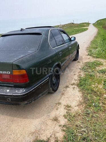 BMW 520-3