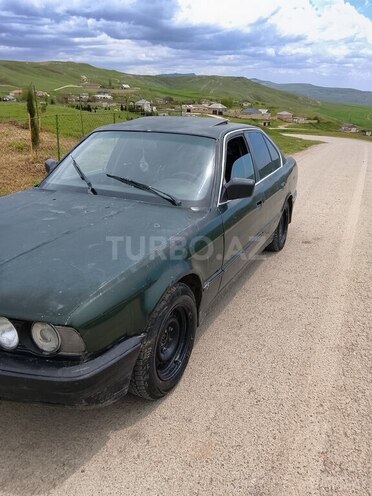 BMW 520-6
