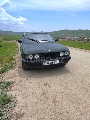 BMW 520-8