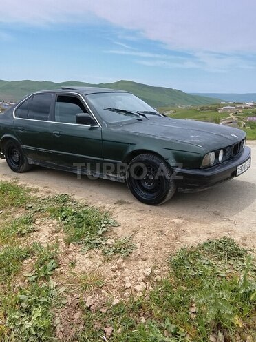BMW 520-12