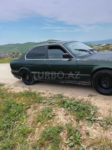 BMW 520-15