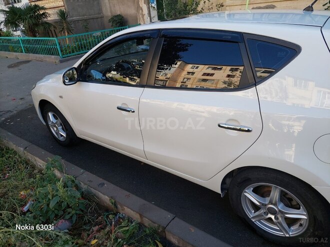 Hyundai i30-6