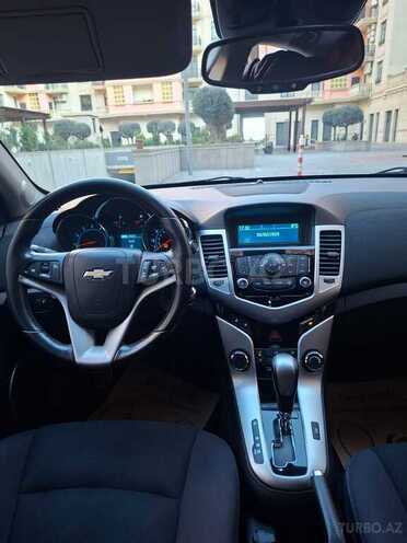 Chevrolet Cruze-10
