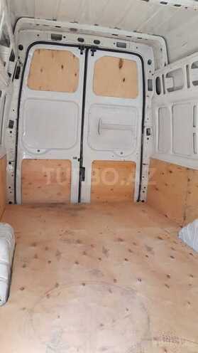 Ford Transit-5