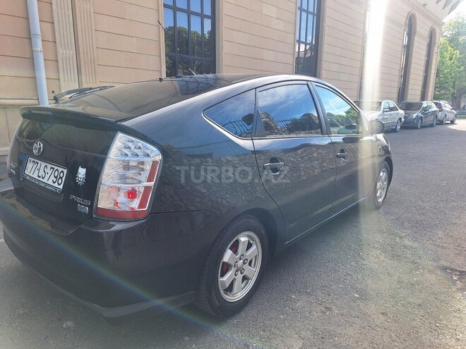 Toyota Prius-10