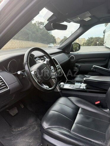 Land Rover Discovery-4