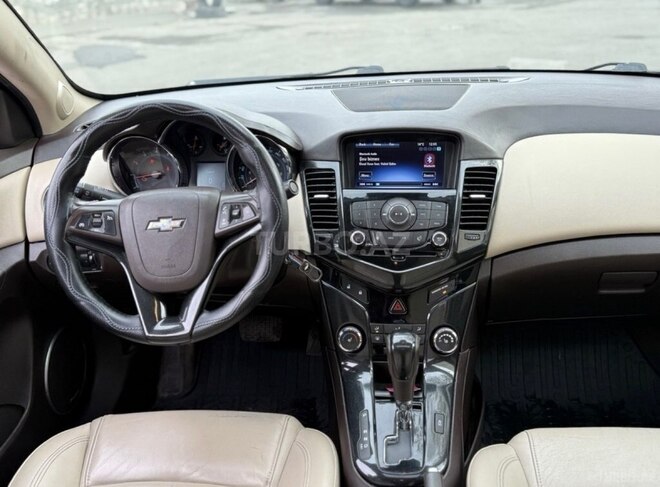 Chevrolet Cruze-8