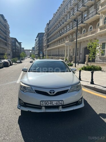 Toyota Camry-2