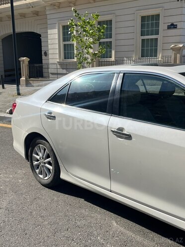 Toyota Camry-4