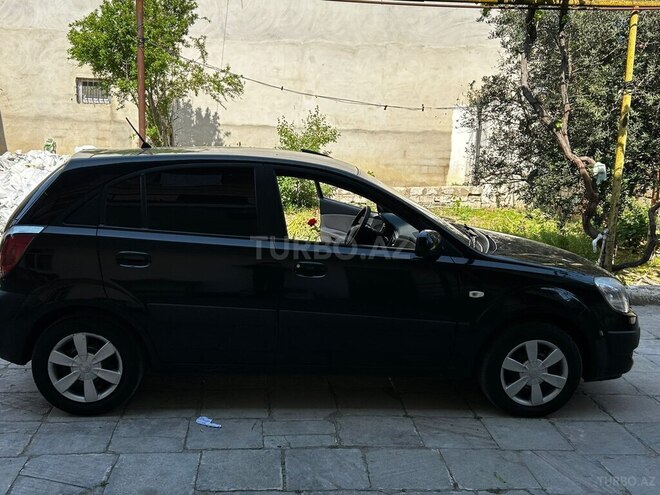 Kia Rio-3