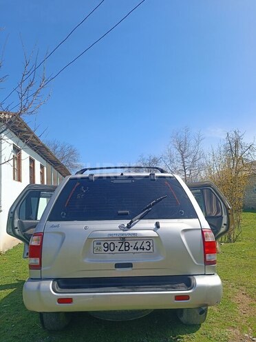 Nissan Pathfinder-13