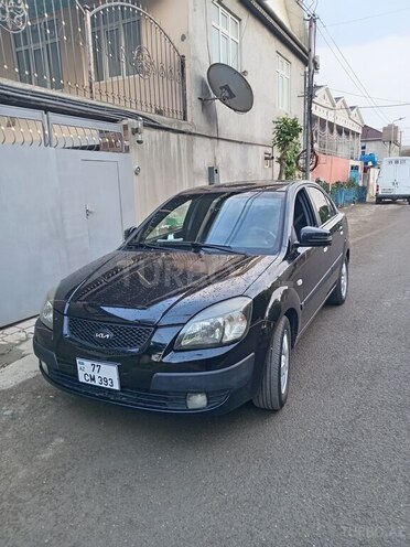 Kia Rio-5