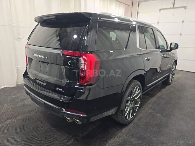 GMC Yukon-6