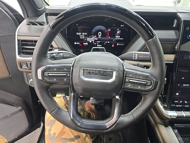 GMC Yukon-9