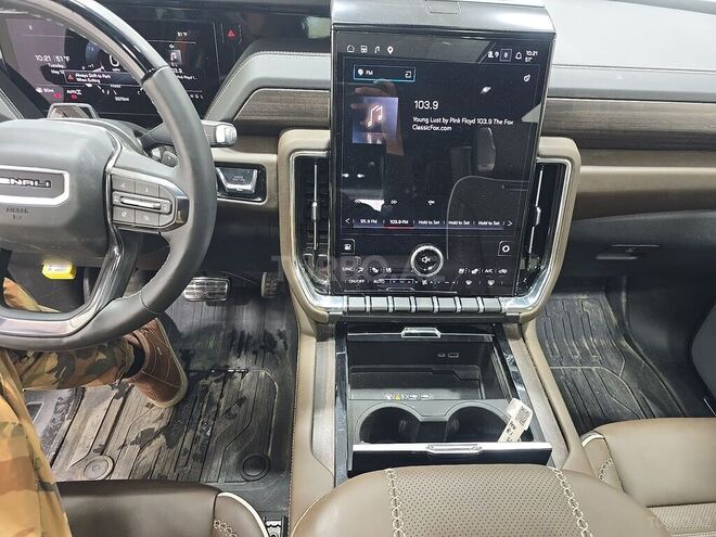 GMC Yukon-11