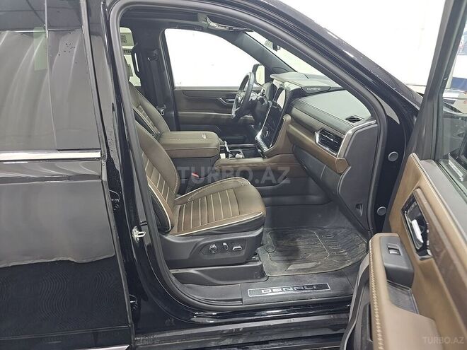 GMC Yukon-8