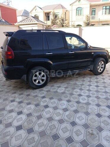 Toyota Land Cruiser Prado-2