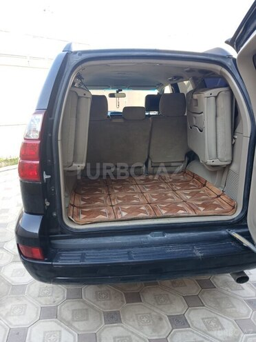 Toyota Land Cruiser Prado-11