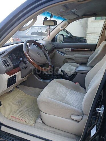 Toyota Land Cruiser Prado-9