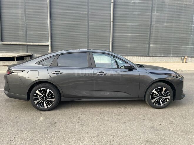 Changan Qiyuan A05-5