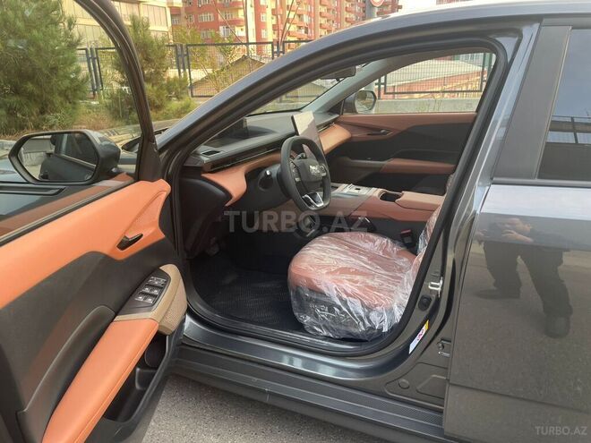 Changan Qiyuan A05-9