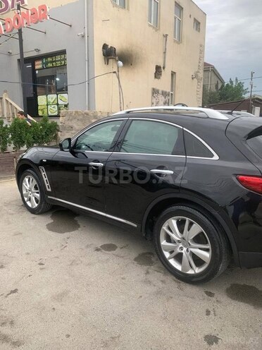 Infiniti FX35-5