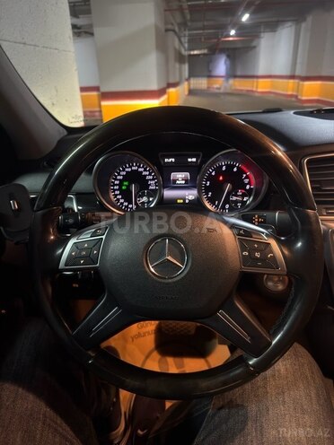 Mercedes ML 400 4MATIC-14