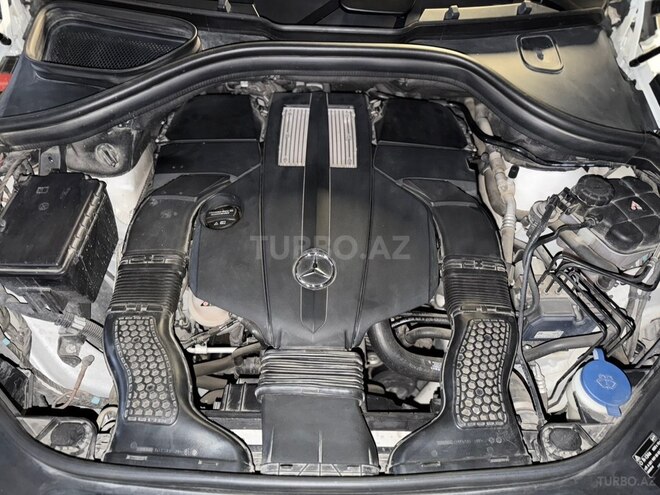 Mercedes ML 400 4MATIC-21