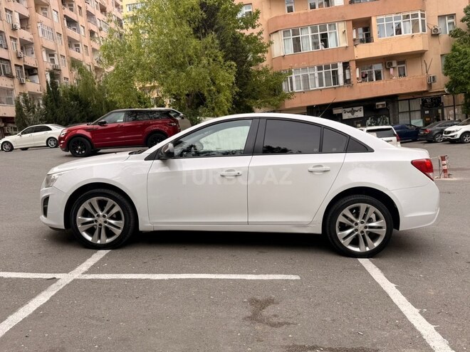 Chevrolet Cruze-4