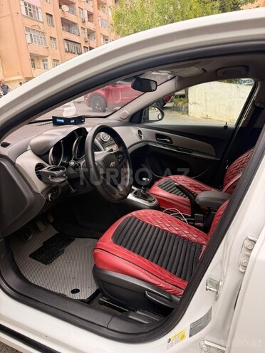 Chevrolet Cruze-6