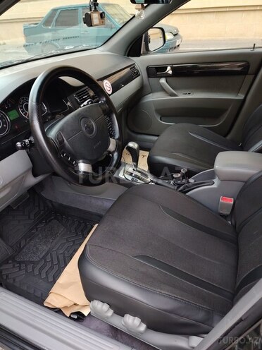Chevrolet Lacetti-6