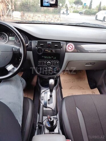Chevrolet Lacetti-5