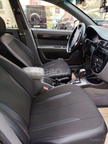 Chevrolet Lacetti-14