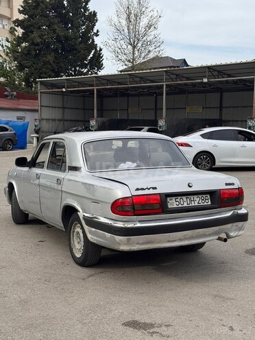 GAZ 3110 "Volga"-3