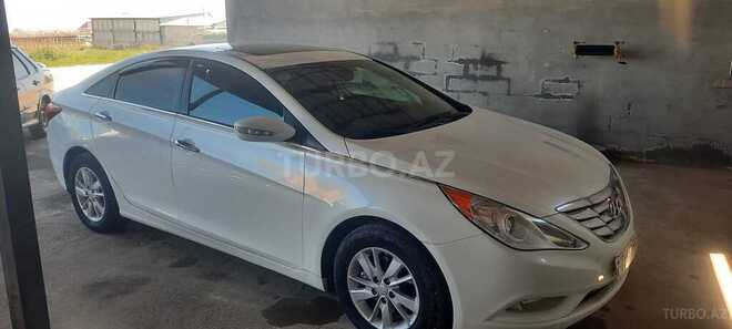 Hyundai Sonata-10
