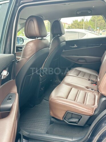 Kia Sorento-9