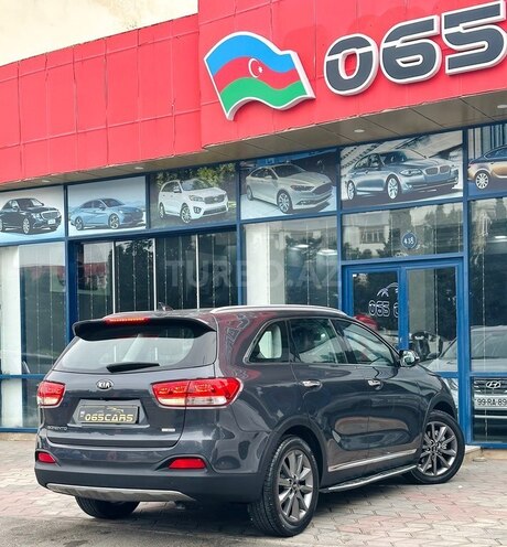 Kia Sorento-16