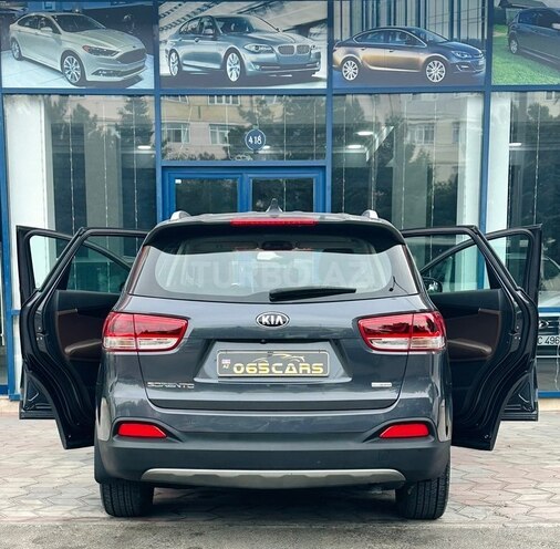 Kia Sorento-18