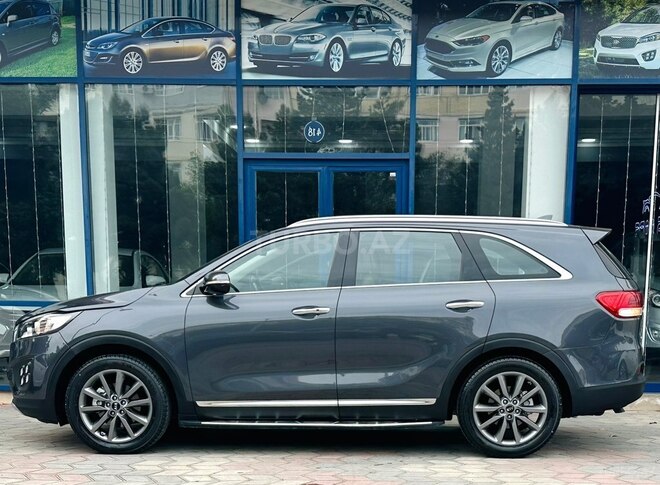 Kia Sorento-14